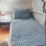 - V Bohemske Ctvrti Kamenka