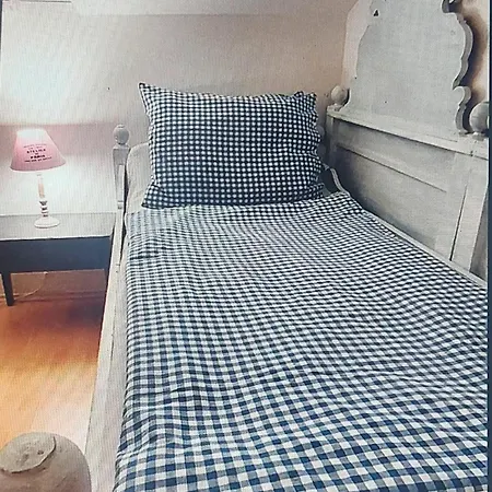 - V Bohémské čtvrti Kamenka