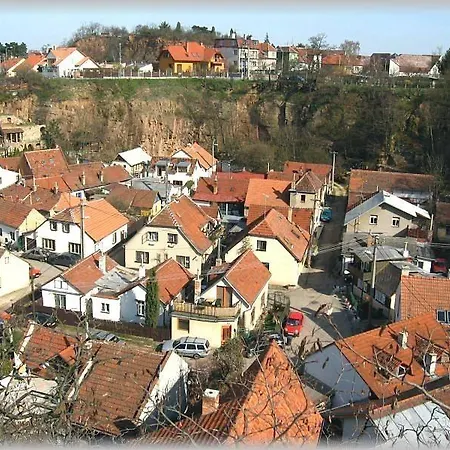 Apartmán - V Bohemske Ctvrti Kamenka Brno